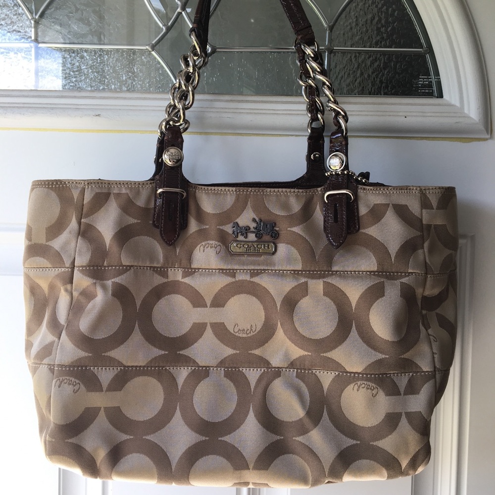 Coach bucket bag